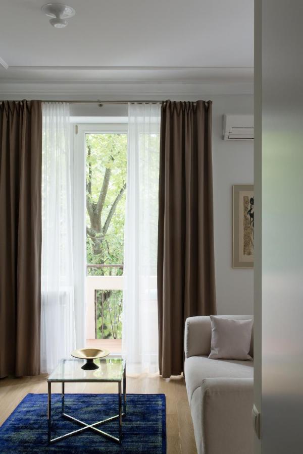 Design Studio Apartment With Balcony By Hostlovers 考纳斯 外观 照片
