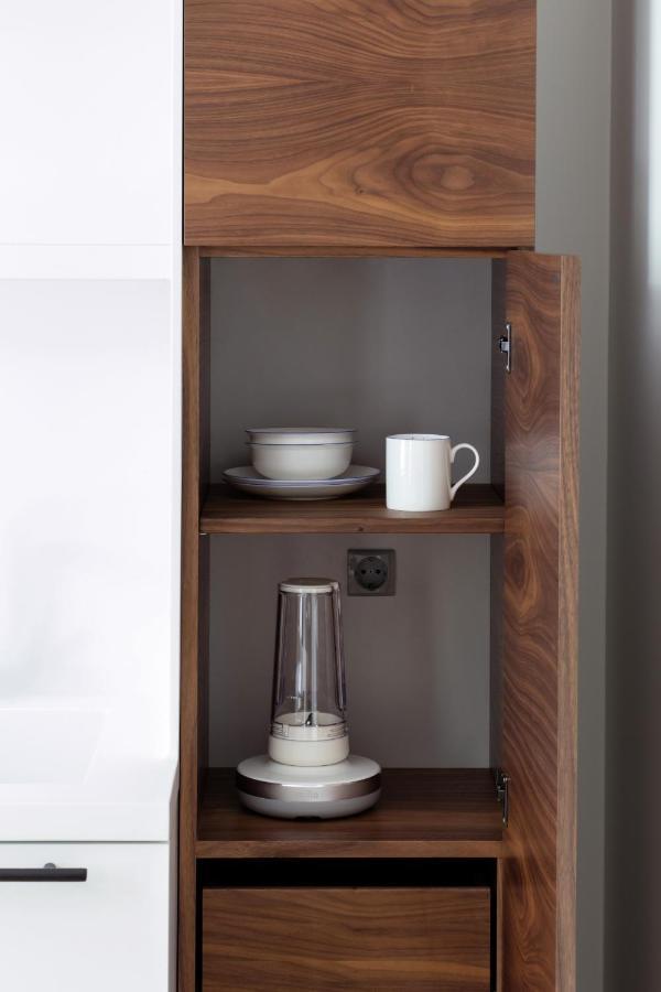 Design Studio Apartment With Balcony By Hostlovers 考纳斯 外观 照片